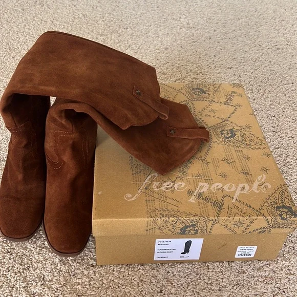 New Free People Boot(size 37 / 6.5) - Picture 6 of 7